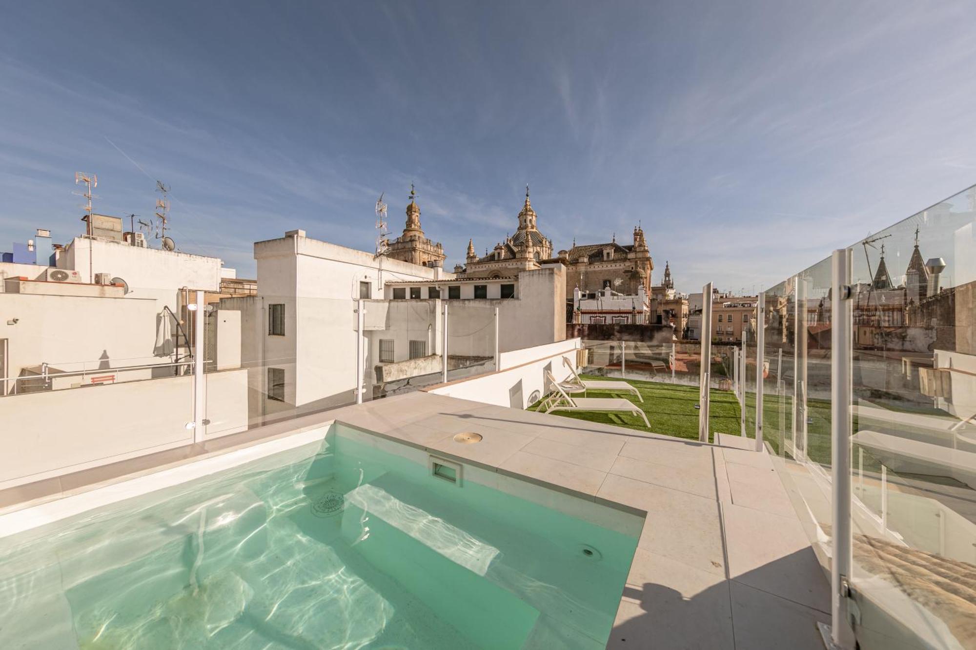 Isg Cuna 10 * Sevilla
